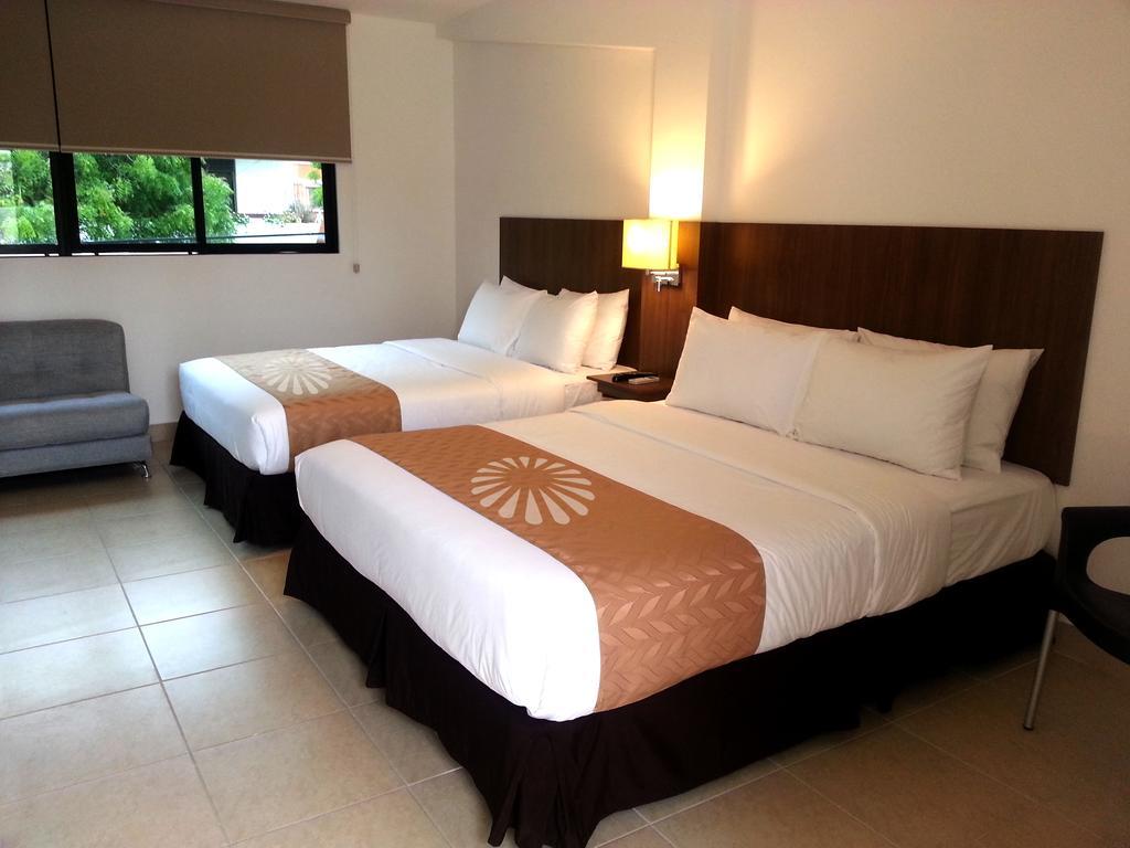 Buenavista Place Hotel Bahia de Caraquez Room photo